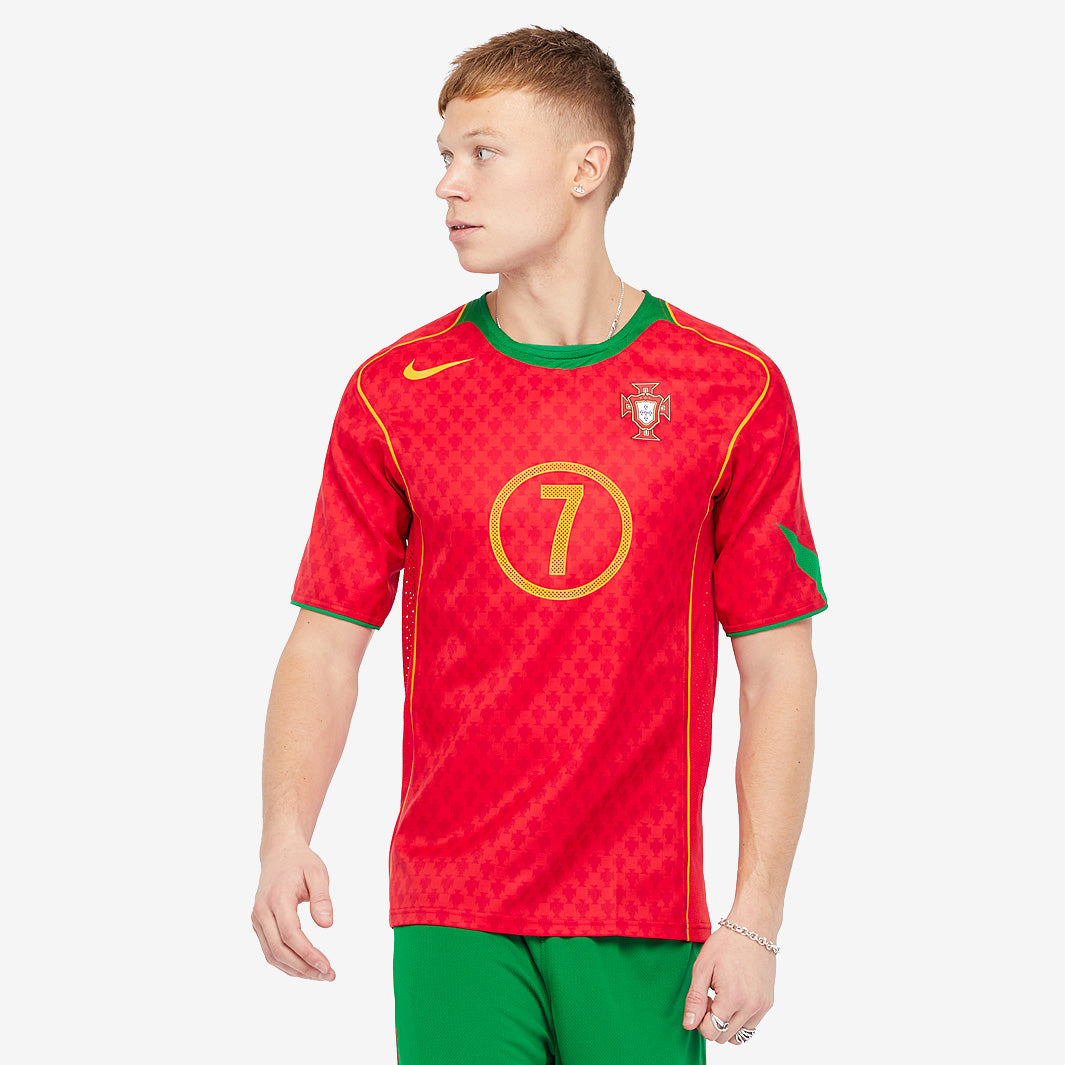 Jersey Portugal 2004 I Retro Figo 7