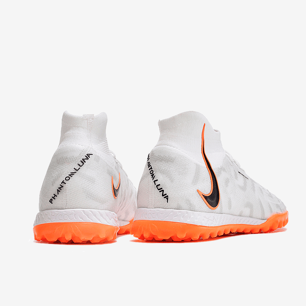 Football Boot Phantom Luna Pro Society