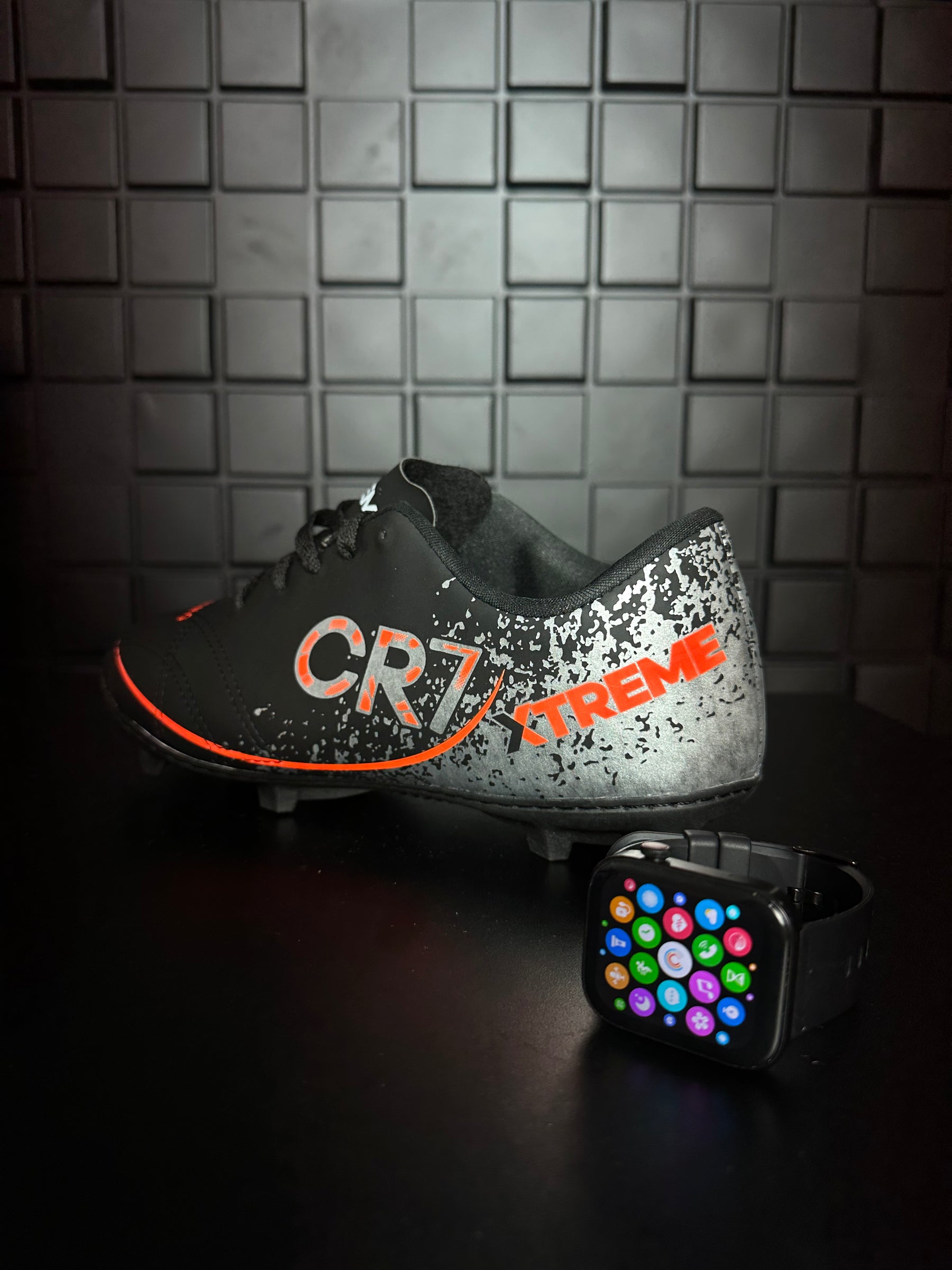 Chuteira de campo CR7 Pro + Smartwatch P7  Infantil e Adulto