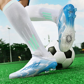 Chuteira de Campo Masculino Striker Evo